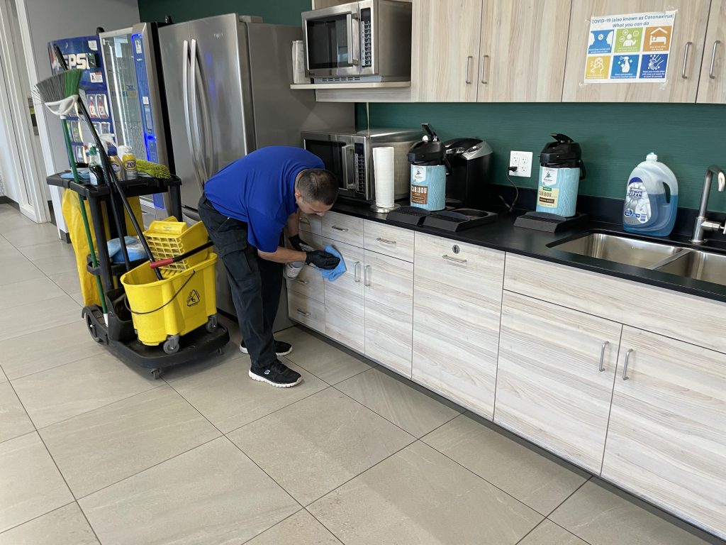 medical and veterinary clinic cleaning services | ROC Commercial Cleaning 